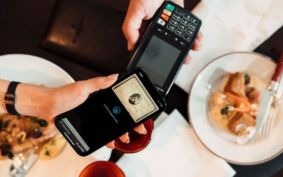 americanexpress-mobile-payment-stagestatic