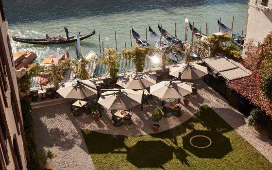 americanexpress-magazin-places-hotel-aman-gardenview-stagestatic