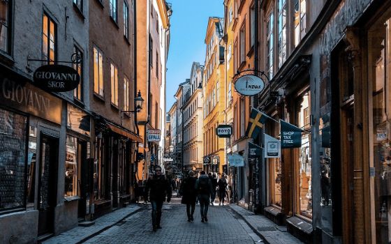 americanexpress-magazin-places-stockholm-shopping-stagestatic
