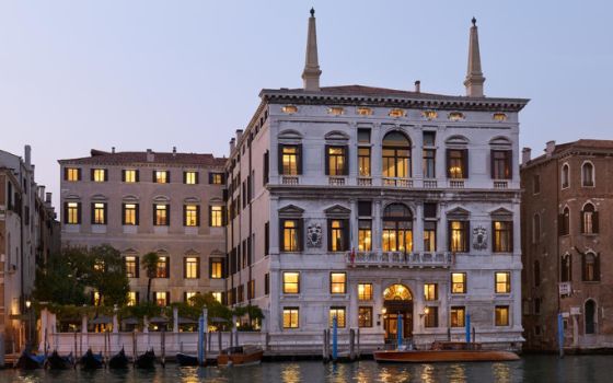 americanexpress-magazin-places-hotel-aman-stagestatic